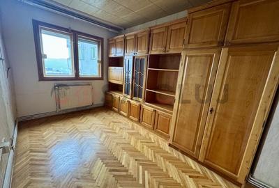 Apartament 2 camere,  decomandat, zona Clăbucet! - 3
