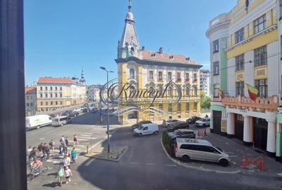 Apartament spatios, renovat, in centrul istoric - 13