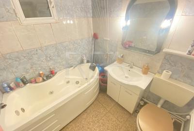 3 camere Margeanului Loc de parcare - 7