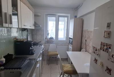 Apartament cu 3 camere semidecomandat în Central - 5