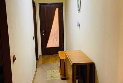 Apartament cu 3 camere semidecomandat, mobilat în Alexandru Obregia - 4