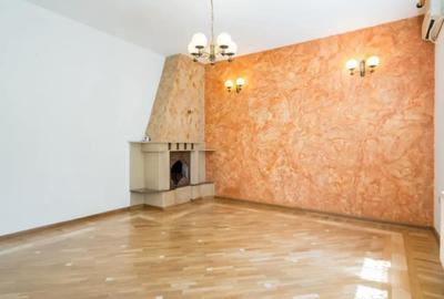 Casă cu 7 camere cu Teren 280 Mp în 1 Mai - 5