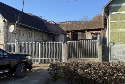 Casă cu 3 camere în Ozd - 4