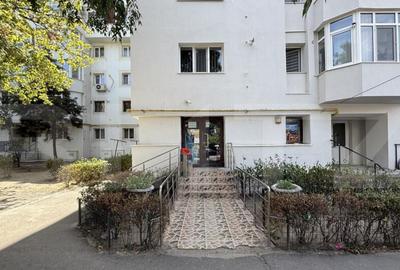 Spa?iu comercial parter bloc renovat 118 mp, Lapu?, zona - 2