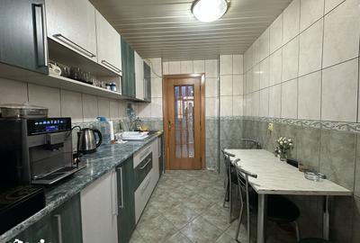 Apartament cu 3 camere decomandat în Cantacuzino - 2