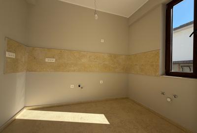 Casă individuală cu 5 camere cu Canalizare în Theodor Pallady - 9