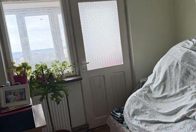 Apartament cu 4 camere decomandat în Central - 9