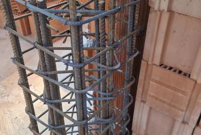 Vand casa la rosu cu placa beton peste etaj, la iesire din Berceni - intrare Vidra - Dealu Verde - 3