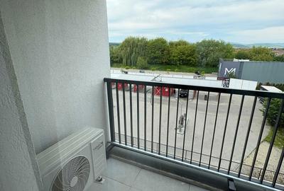 Apartament cu 2 camere semidecomandat în Florești - 1