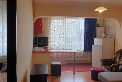 TOMIS PLUS GARSONIERA TIP STUDIO MOBILATA SI UTILATA CENTRALA GAZ 350 EURO TOMIS PLUS GARSONIERA TIP STUDIO MOBILATA SI UTILATA CENTRALA GAZ 350 EURO - 1