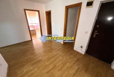Apartament cu 3 camere decomandat, mobilat în Central - 3