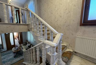 Casă cu 6 camere cu Teren 4057 Mp în Găneasa - 1