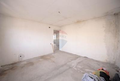 Casă cu 7 camere cu Teren 466 Mp în Singureni - 25