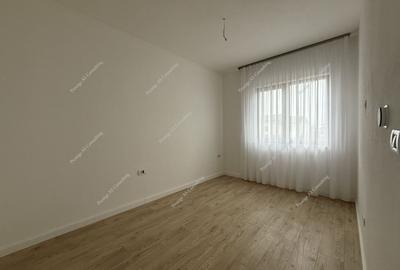 Duplex cu 5 camere cu Teren 295 Mp în Giroc - 15