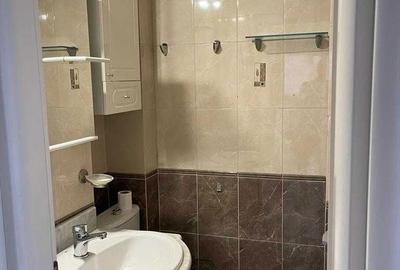 Apartament cu 3 camere semidecomandat în Polivalentă - 11