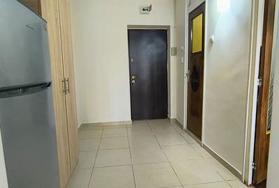 Garsonieră decomandată, mobilată în Tei