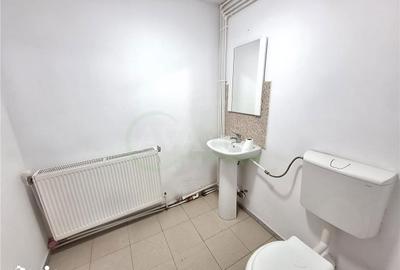 Casă cu 6 camere cu Teren 400 Mp în Central - 17