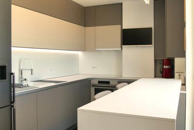 Penthouse cu 3 camere decomandat, mobilat în Central - 24