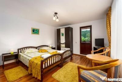 Apartament cu 9 camere decomandat în Mănăstirea Humorului - 7