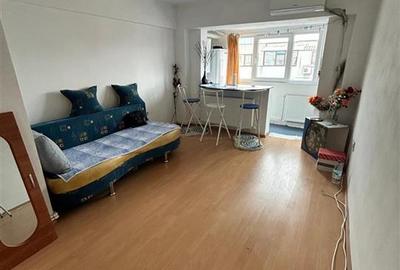 Garsonieră decomandată în Radu Negru - 1