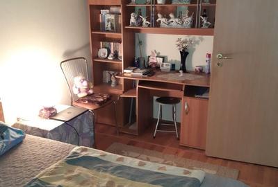 3 camere decomandat vedere pe 2 parti CENTRALA zona Dambovita - 3