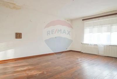 Casă cu 3 camere cu Teren 2134 Mp în Cincu - 5