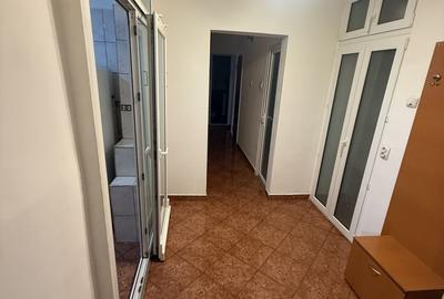 Metrou Aparatorii Patriei, De inchiriat 3 camere 72 mp, 2 bai - 10