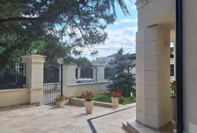 Resedinta deosebita,renovata 2023,P+2,garaj 2 loc, sauna, piscina, teren 1130 mp - 10