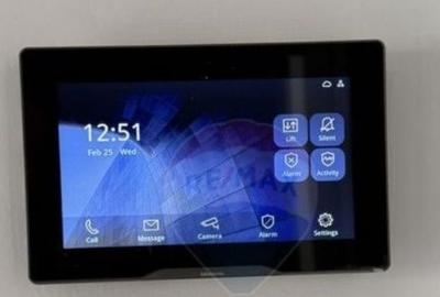 Apartament cu 2 camere decomandat în Cățelu