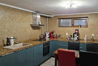 Casă individuală cu 5 camere cu Canalizare în Ultracentral - 7