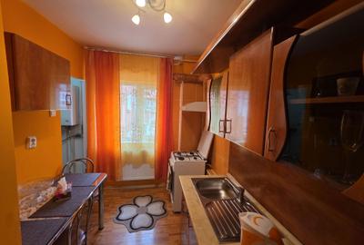 Apartament cu 3 camere în Central - 3