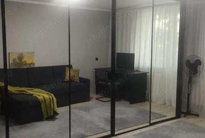 Apartament cu 2 camere decomandat în Bucovina