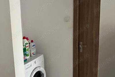Apartament cu 2 camere decomandat în Rovine