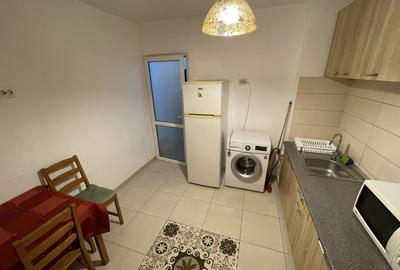 Titan 1 Decembrie Fetesti ,2 camere decomandat - 14