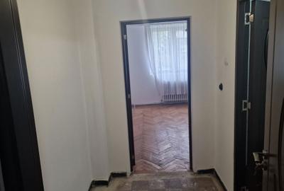 Apartament cu 3 camere semidecomandat în Mărăței - 4