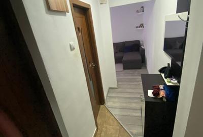 ENESCU , apartament cu 3 camere ,etaj 4 -acoperis! - 7