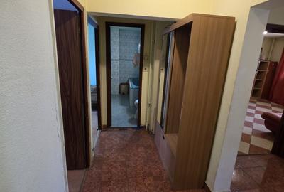 Apartament cu 3 camere decomandat în 13 Septembrie - 7