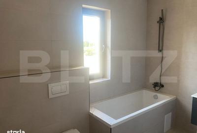Casă cu 4 camere cu Teren 252 Mp în Central - 9