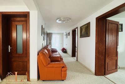 Casă cu 7 camere cu Teren 1411 Mp în Tineretului - 14