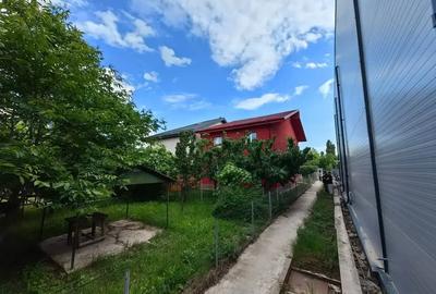 Casă cu 4 camere cu Canalizare în Splaiul Unirii