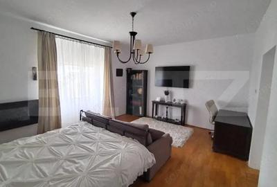 Casă cu 15 camere cu Teren 2000 Mp în Micro 6 - 10