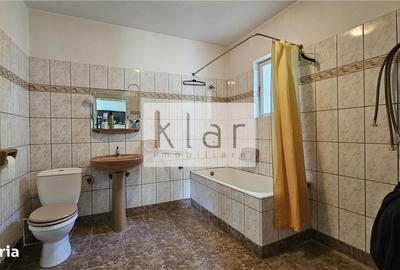 Casă cu 6 camere cu Teren 2000 Mp în Zimbor - 14