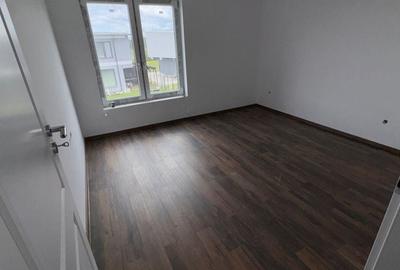 Apartament cu 3 camere decomandat în Central - 3