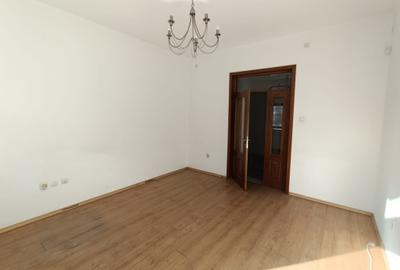 Parter in vila pentru birou zona Gara de Nord - 4