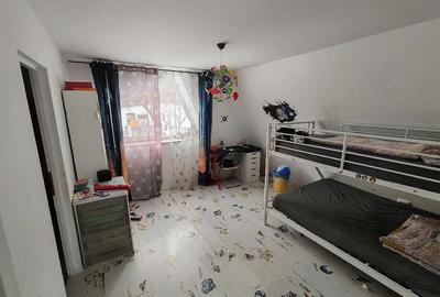 Casă cu Teren 3700 Mp în Bejan - 6