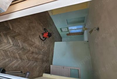 Apartament cu 2 camere nedecomandat în Republicii - 5