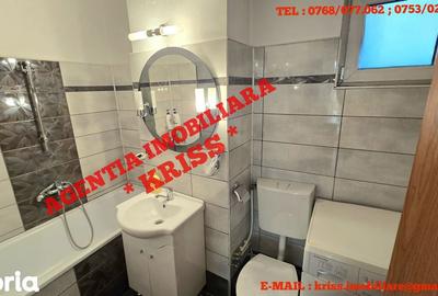 Apartament cu 3 camere decomandat în Central - 11