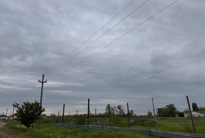 2,5 H Intravilan - Ingradit - utilitati dispobilile - pretabil dezvoltare - 5