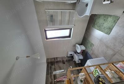 Casă cu 4 camere cu Teren 300 Mp în Central - 2