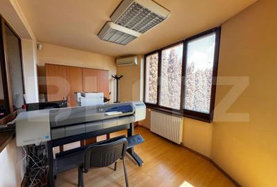 Sediu firma / Birouri de vanzare P+2E, 254 mp, zona ultra - 1